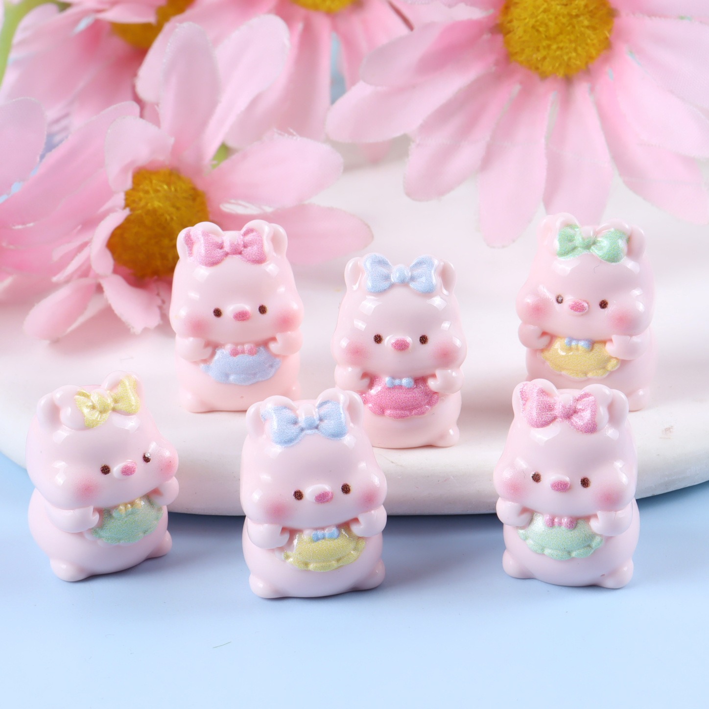 Phone Cases Yellow - 6PCS Mixed Cute Pig Resin Charms