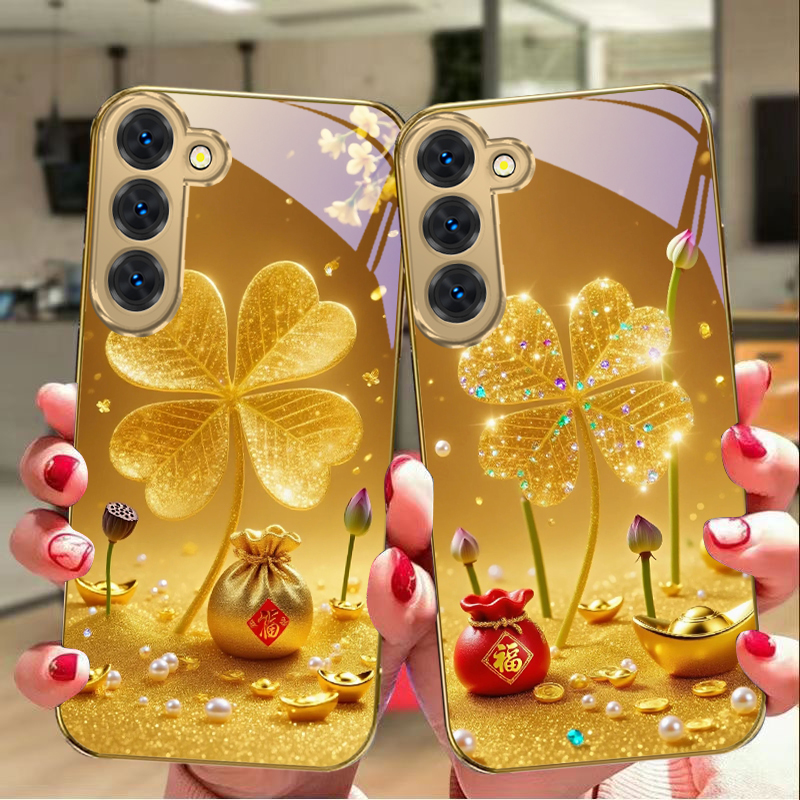 A huge golden clover For Samsu - Phone Cases Galaxy S26 Ultra recensione e prezzo