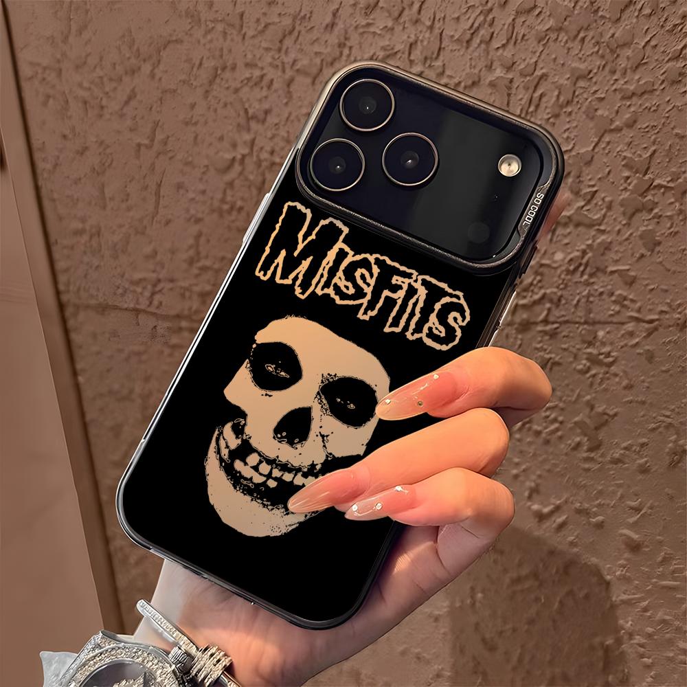 Misfits Phone Case For IPhone  - Phone Cases For Iphone 16 recensione e prezzo